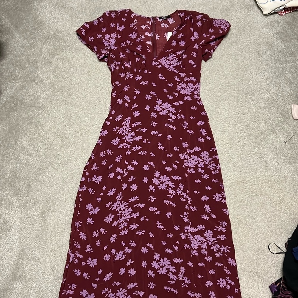 Madewell Burgundy Floral Midi Dress with Lavender Print - Picture 4 of 5